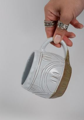 Handcarv Mug